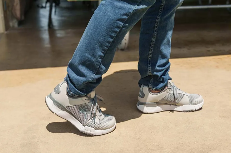 quantum-2-wide-YuGcsHsF-10.webp Sale KURU Footwear QUANTUM 2 WIDE Stormgray-2.0